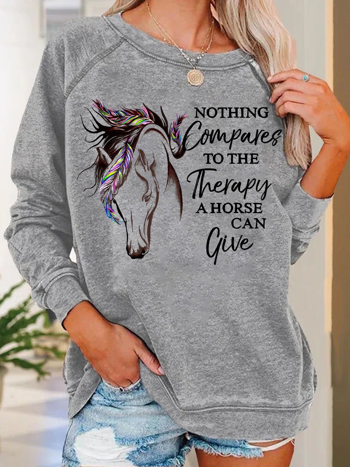Women's The Therapy A Horse Can Give Crew Neck Loose Simple Sweatshirt