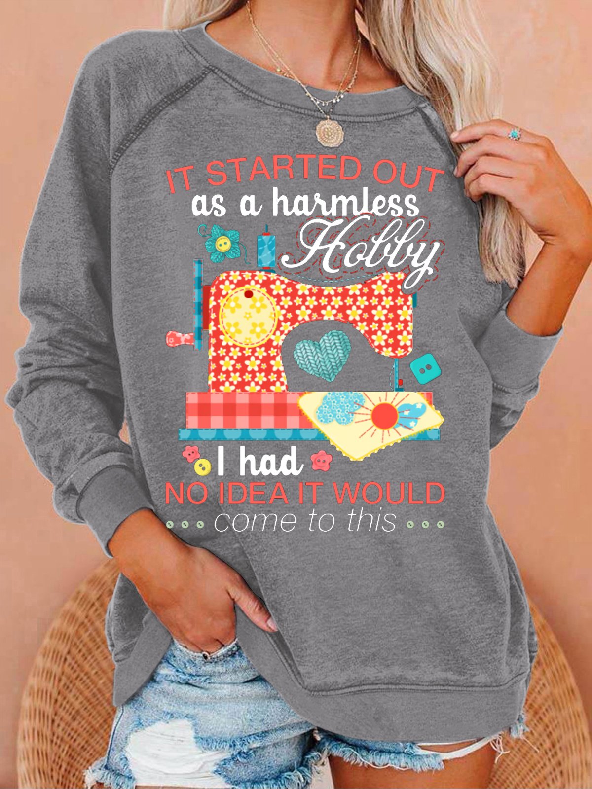Women's Sewing Lover Tee It Started Out As A Harmless Hobby Quilting Crew Neck Letters Casual Sweatshirt