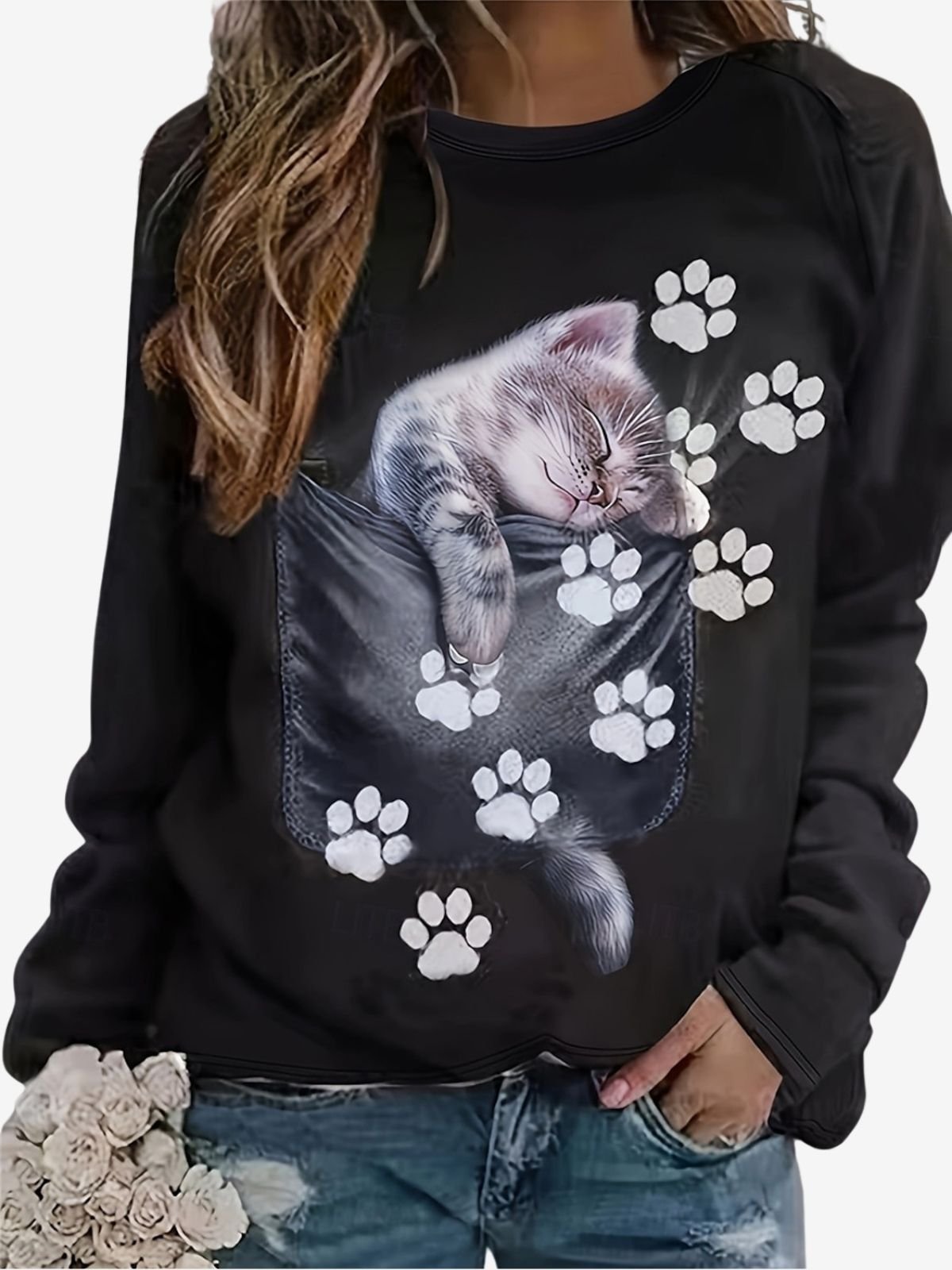 Cute Cat Design Round Neck Casual Sweatshirt